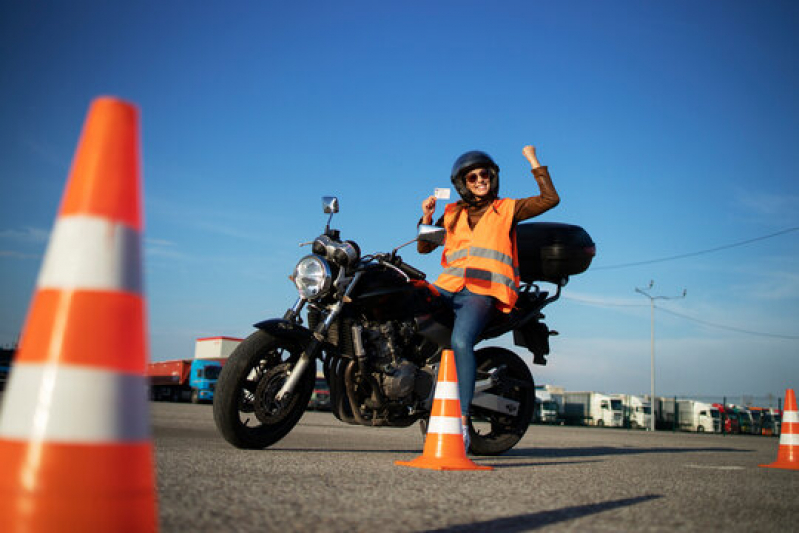 Curso de Moto Pilotagem Jardim Jaú - Curso de Pilotagem de Moto em Baixa Velocidade Vila Prudente