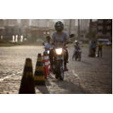 aula pilotagem de moto Parque Colonial