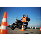 preço de curso de pilotagem de moto para iniciante Vila Mesquita
